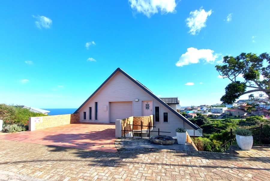 6 Bedroom Property for Sale in Dana Bay Western Cape